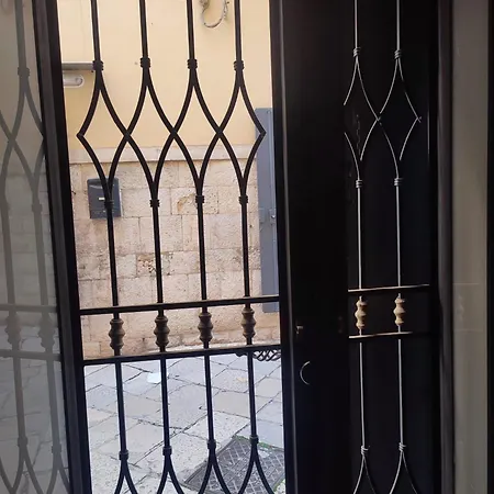 La Casa Nel Vico مولفيتا